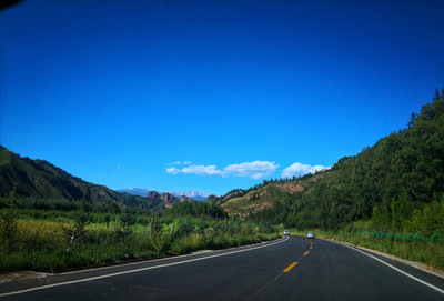 昆仑石 见证天路历史的无字丰碑